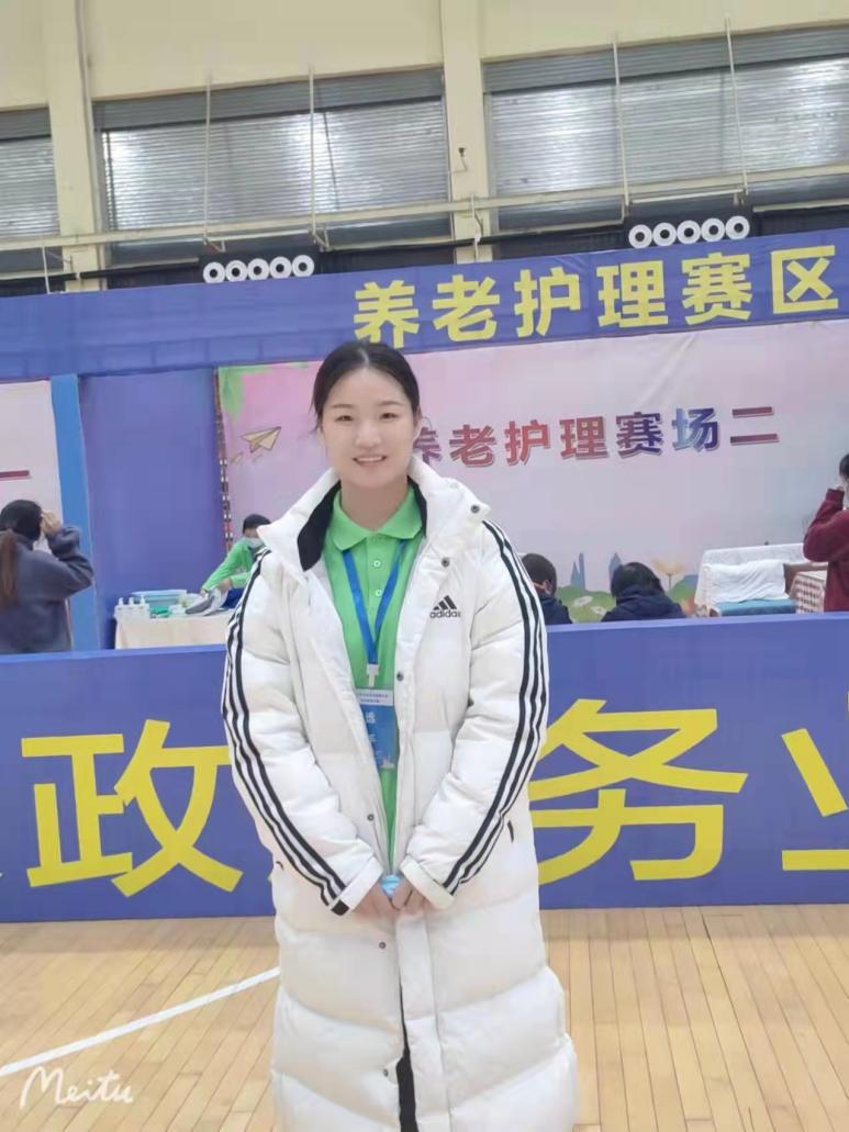 8f06e1f56b2f55db3596fdd39e43f37